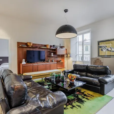 Casa Designer Modern 1st Floor With Terrace Lucca